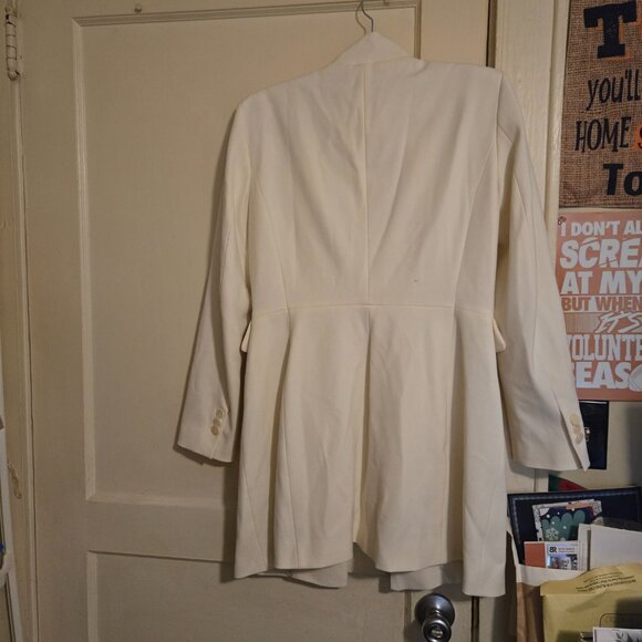 NWT Zara Cream Colored Blazer Women's Large - Picture 2 of 7